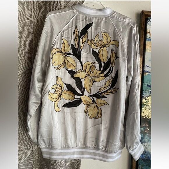 Equipment Bomber Jacket Womens  Sz XS Silk  Light Gray Back Embroidered NWT - Picture 5 of 16